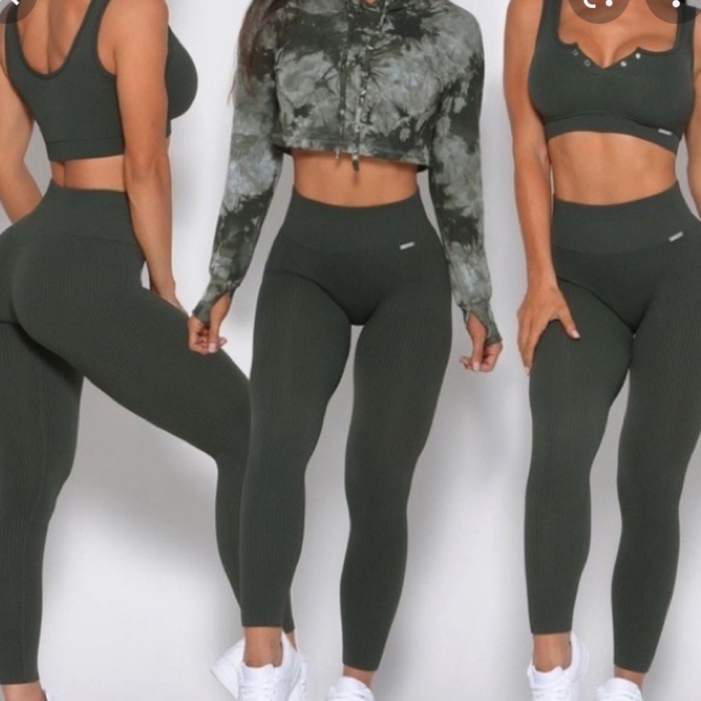 Green ribbed Bombshell sportswear leggings